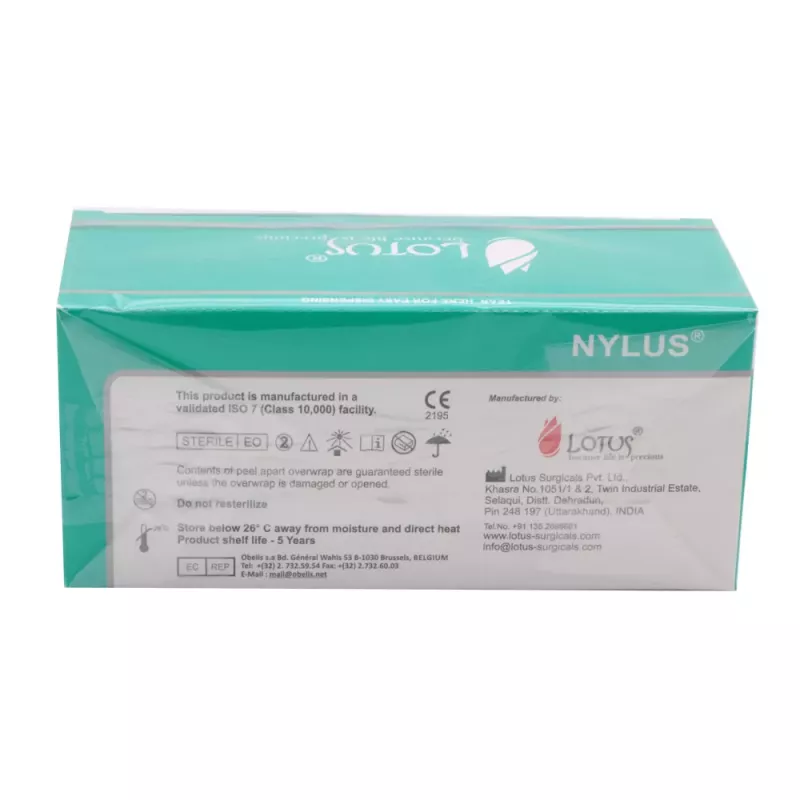 Nici Nylus® niewchłanialne z igłą, 12 saszetek